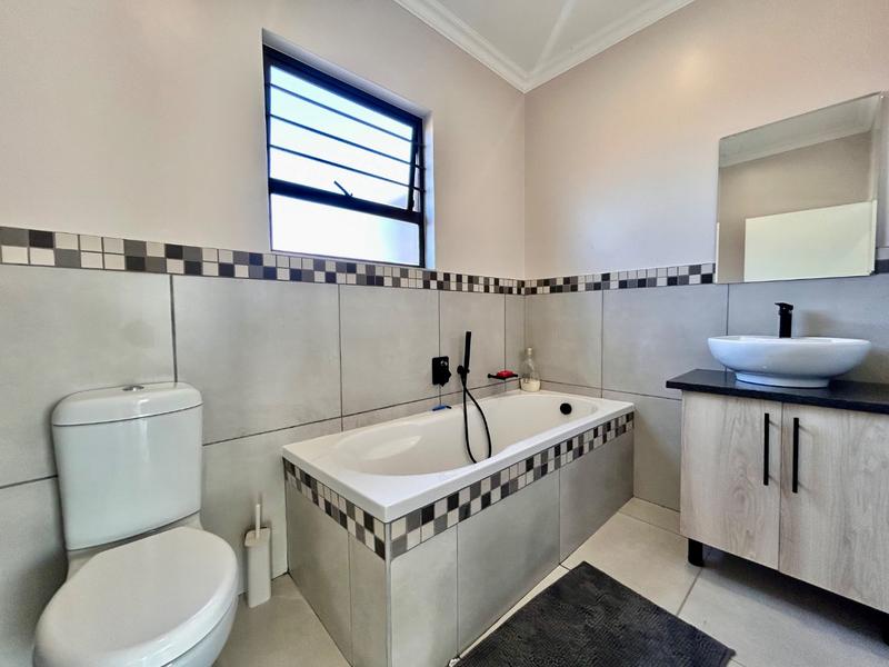 To Let 3 Bedroom Property for Rent in Ngwenya River Estate North West